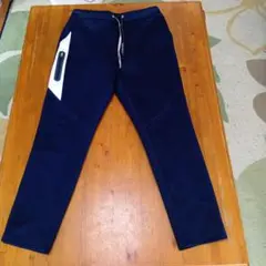 ゴルフウエア　パンツ　紺　L