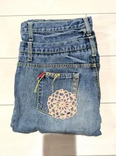 179/WG レース刺繍 ダメージデニムパンツ ブルーウォッシュ 40サイズのサムネイル