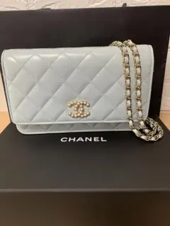 CHANEL シャネル　チェーンウォレット　マトラッセ パールココマーク