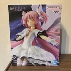 魔法少女まどか☆マギカ フィギュア　アルティメットまどか