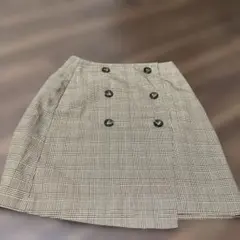 チェック柄ダブルボタンミニスカート