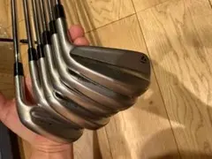 Item thumbnail for item b99ddf1e-3cb1-4b8b-bd47-e6c02377d9e5