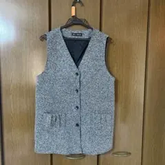 グレー系ボタン付きベスト M-Lサイズ