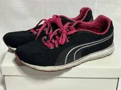 Puma ブラック/ピンク スニーカー