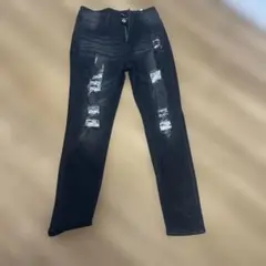 ダメージ加工 ブラックストレートジーンズ
