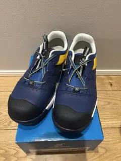 青い安全靴 2025未使用 写真の為開封しました。 青い安全靴 2025未使用 写真の為開封しました。 - メルカリ