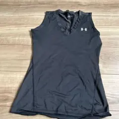 Under Armour 黒 タンクトップ SM