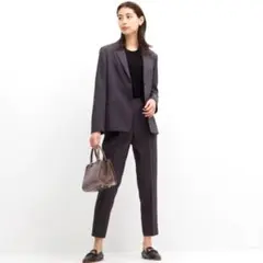 プラステ パンツセットアップ