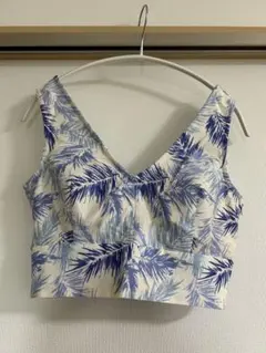 【匿名配送】EMODA エモダ　カップ付きトップス　ボタニカル柄のサムネイル