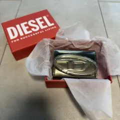 DIESEL コンパクト二つ折り財布 ゴールド 金色