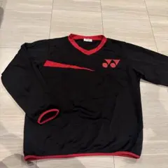 YONEX 黒赤 Vネック長袖ウェア M
