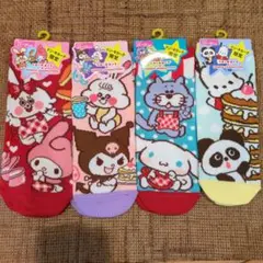 新品　Sanrio　ソックス　コラボ　4足　23〜25cm　1800円程度　②