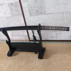 居合刀 黒 木製 金色装飾