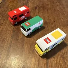 トミカ ミニカー 3台セット 赤・緑・黄　アサヒ飲料