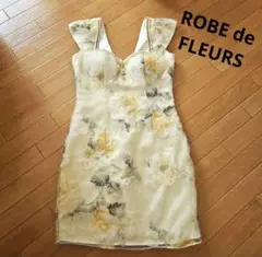 ROBE de FLEURS 花柄タイトドレス