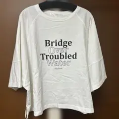 ホワイトプリントTシャツのサムネイル