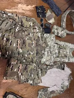 ロシア軍 OMON 実物 Kamish迷彩 タクティカルベスト 個人装備 - メルカリ