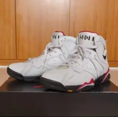 Air Jordan 7 ホワイト/レッド スニーカー