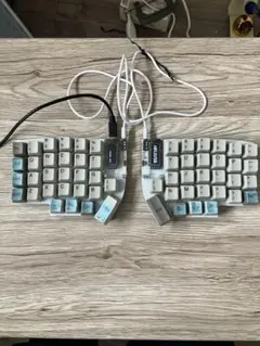 lily58 OLED画面付 分割型ホワイトキーボード USB接続