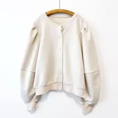 美品 ルセルクルパーロペ スナップボタンカーディガン ボリューム袖 カットソー