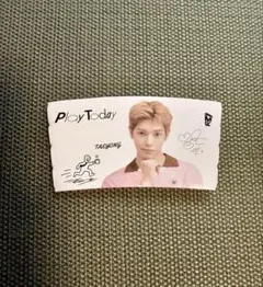 MEGA COFFEE × NCT 127 テヨン カップスリーブ