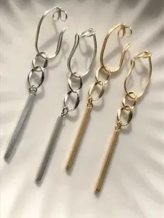 ダブルチェーンとスティックチャームのイヤーカフ　両耳　ゴールドorシルバー