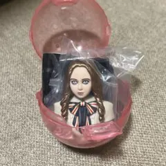 ミーガン　ガチャガチャ