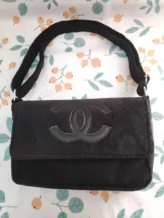 新品未使用✨CCマークショルダーバッグ　モコモコ生地　ノベルティ 黒×黒