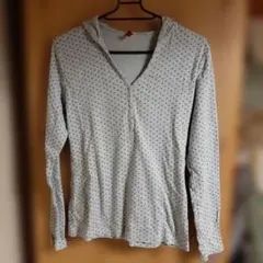 ★処分特価★＊グレー 星柄 フード付き長袖Tシャツ＊