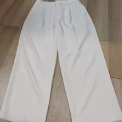 ワイドパンツ 白