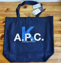 【最終価格】 A.P.C.KOREA オープン記念トートバッグ 紺 未使用のサムネイル