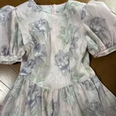 花柄パフスリーブワンピース