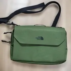 THE NORTH FACE ショルダーバッグ オリーブ