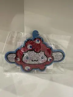 関西万博会場限定　ミャクミャクサンリオ　キラキラレザーキーホルダー　シナモロール