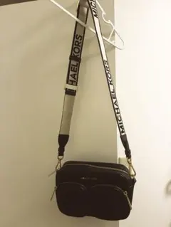 MICHAEL KORS ブラックショルダーバッグ