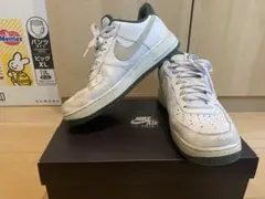 Nike AIR Force1 モスグリーン