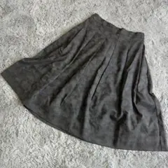 ★b270 UNIQLO【M】総柄スカート 黒 バーンアウトプリント 秋冬