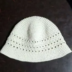 クラッシャーハット　クロシェハット　バケットハット　ニット帽　ホワイト