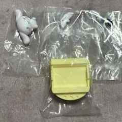 ピューロランド アトラクションマスコット　ガチャガチャ シナモロール　シナモン