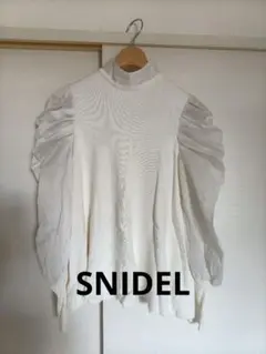 SNIDEL スリーブボリュームフレアニットパフスリーブニットトップス シアー