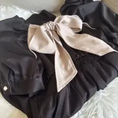 【最終値下げ】リボン付きブラックミニワンピース