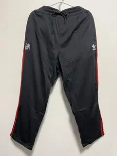 2026年最新】korn adidas トラックパンツの人気アイテム - メルカリ