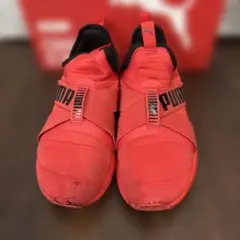 PUMA スニーカー レッド スリッポン