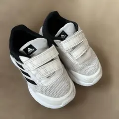 adidas スニーカー　14cm