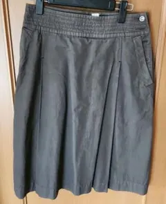 MHL. ダークグレー プリーツスカート l