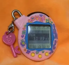 いぇー！ふぁみりーイロイロ！ たまごっちプラス ユニクロコラボ いぇー ふぁみりーイロイロ たまごっち プラス ふぁみたま ユニクロ