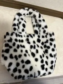 アベイル ダルメシアン柄 もこもこバッグ