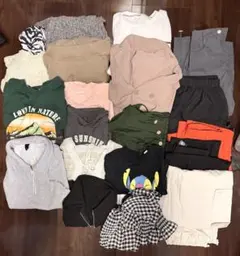 【保管品】レディース服　大きめ　ズボン　ワンピース　Tシャツ　カジュアル多め