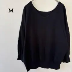 エージー Vネックニット ブラック Mサイズ