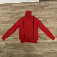 【セール開催】FRED PERRY 赤 タートルネック セーター